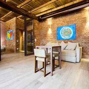 Red Moon-emme Loft Milano