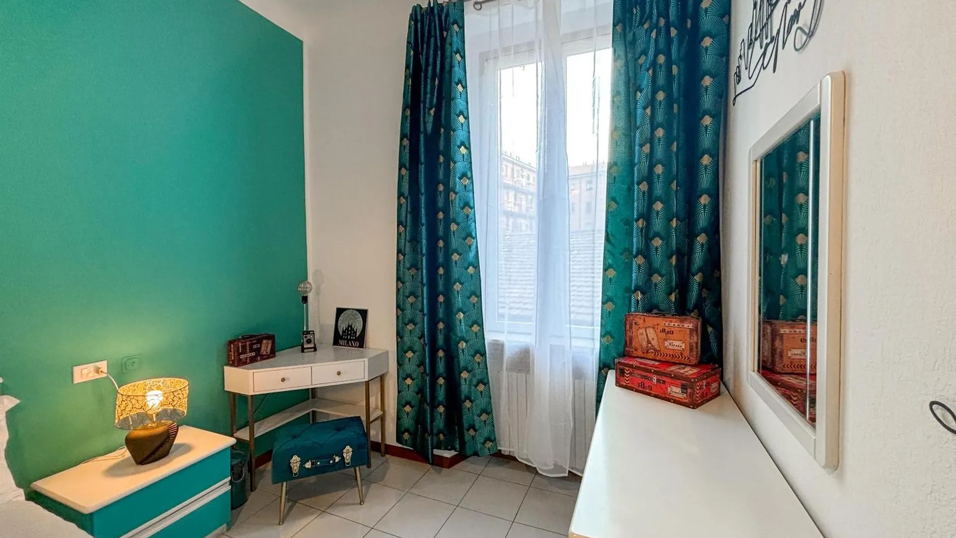 Elegant Three-Room Apartment In Porta Romana Milan Italy