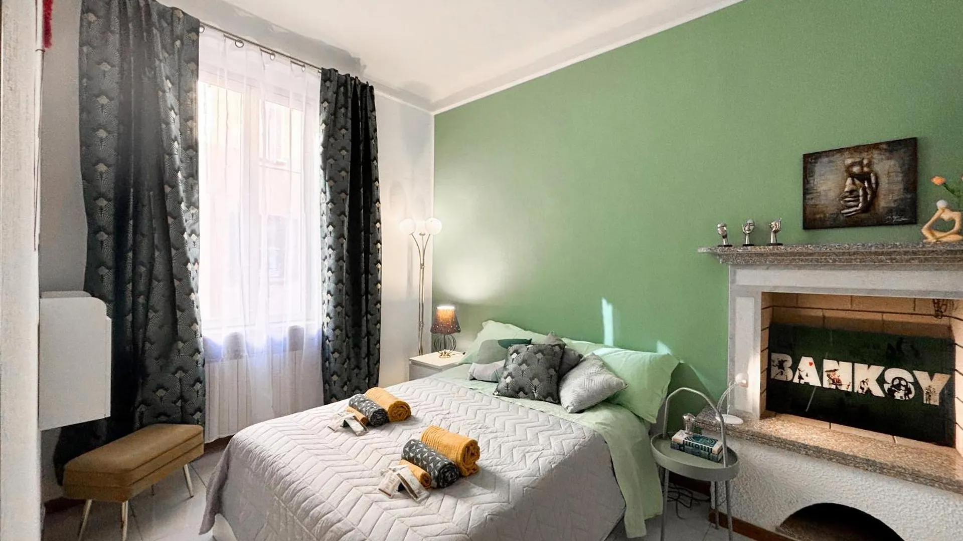 Elegant Three-Room Apartment In Porta Romana Milan 0*,  Italy