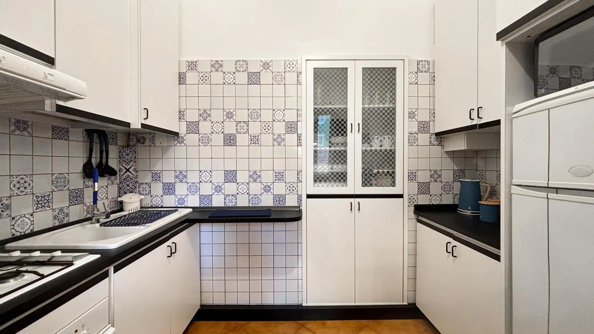 Elegant Three-Room Apartment In Porta Romana Milan 0*,