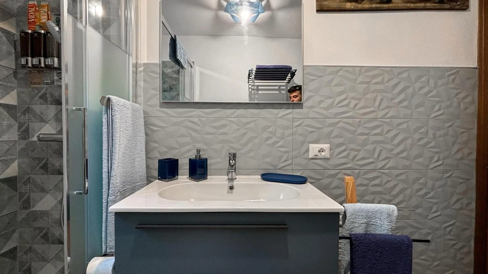 Elegant Three-Room Apartment In Porta Romana Milan